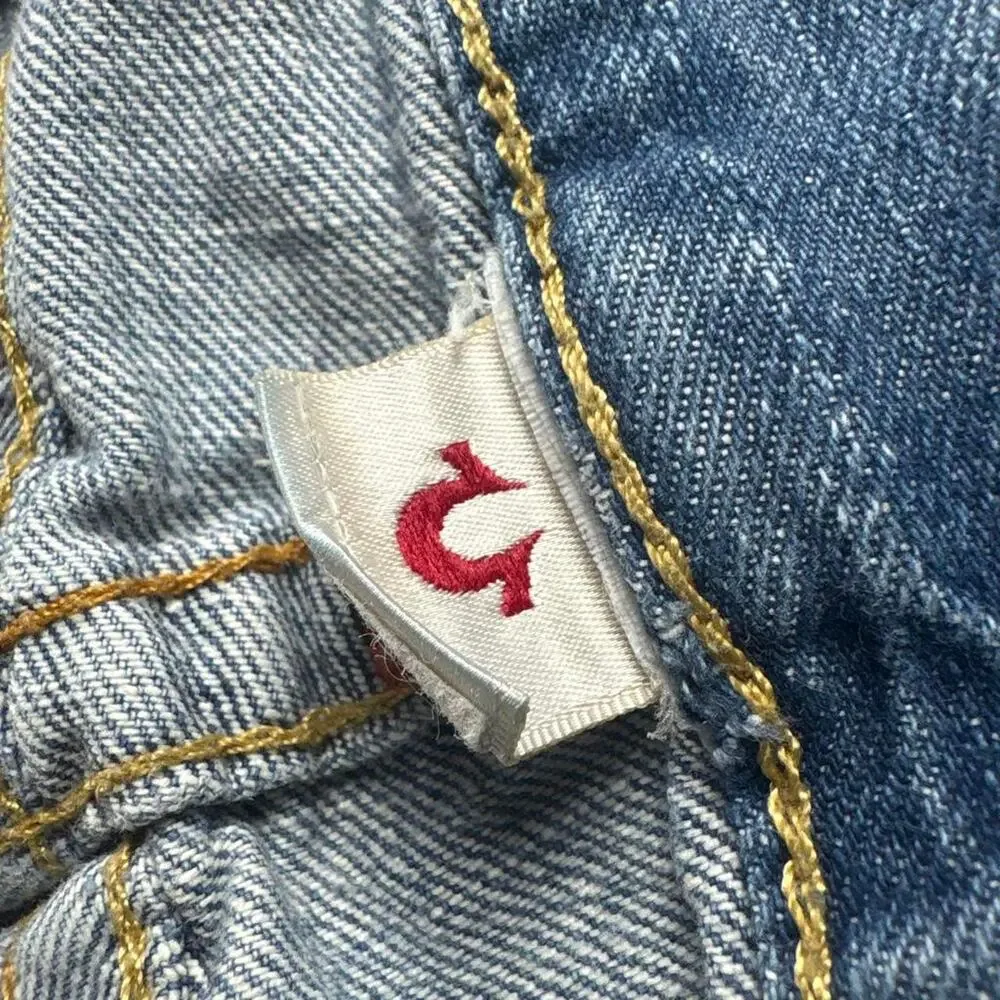 Vintage Y2K True Religion Billy Men’s Jeans World Tour Distressed Raw Hem Denim